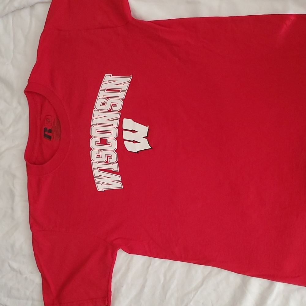 Youth Wisconsin Badgers tee